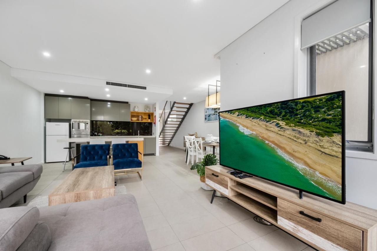 منتجع بولمان ماجينتا شورز المدخل المظهر الخارجي الصورة A 3D virtual tour of a property