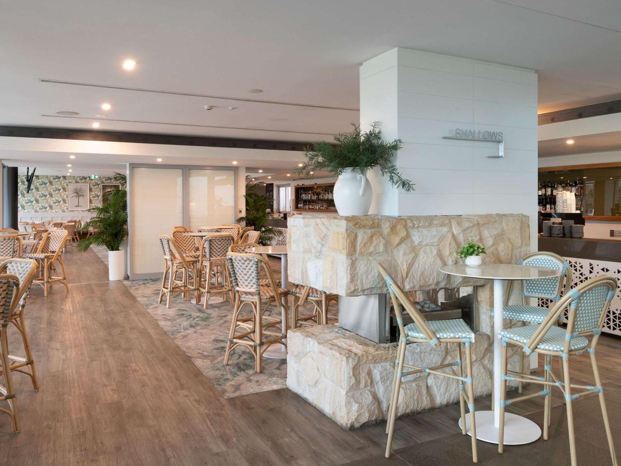منتجع بولمان ماجينتا شورز المدخل المظهر الخارجي الصورة The Club at Sydney Airport