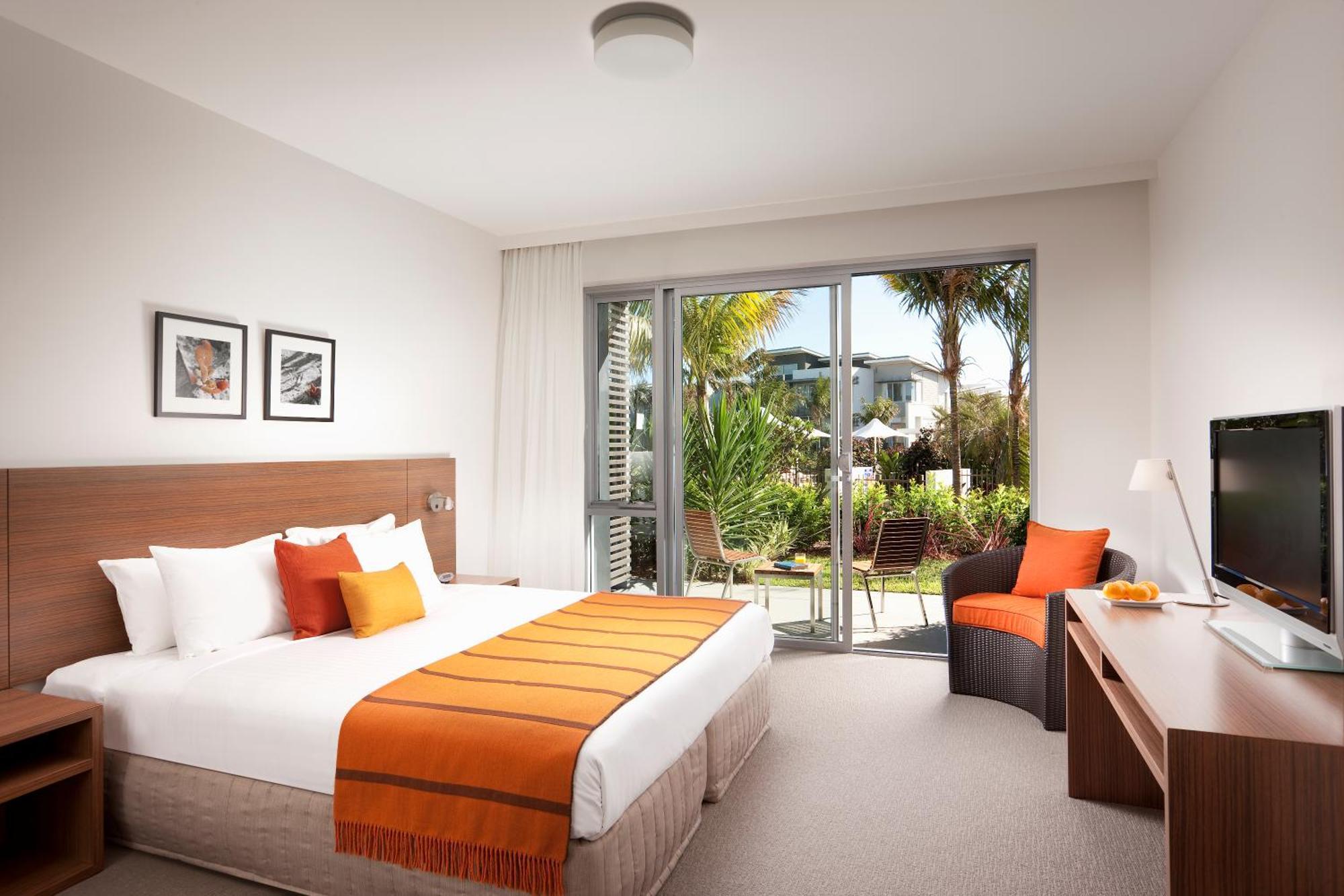 منتجع بولمان ماجينتا شورز المدخل المظهر الخارجي الصورة A room at the Mantra on Saltwater Island